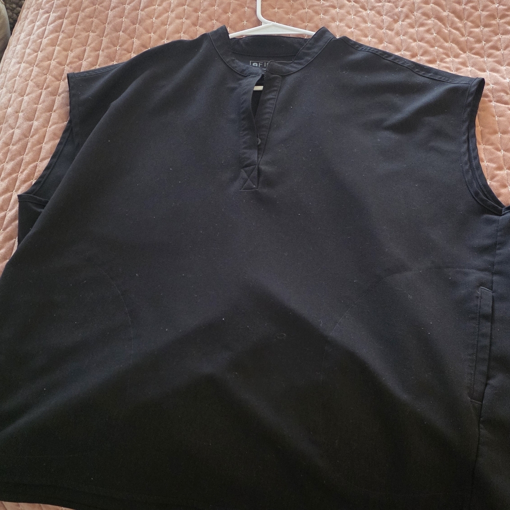 Figs Women's Black Tank Top